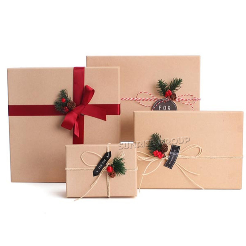 Кутия за подарък за подаръци от романтичен площад